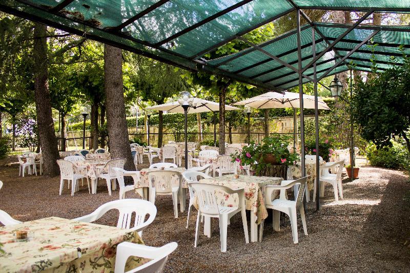 Hotel Ristorante Tre Stelle سانْتالبينو المظهر الخارجي الصورة
