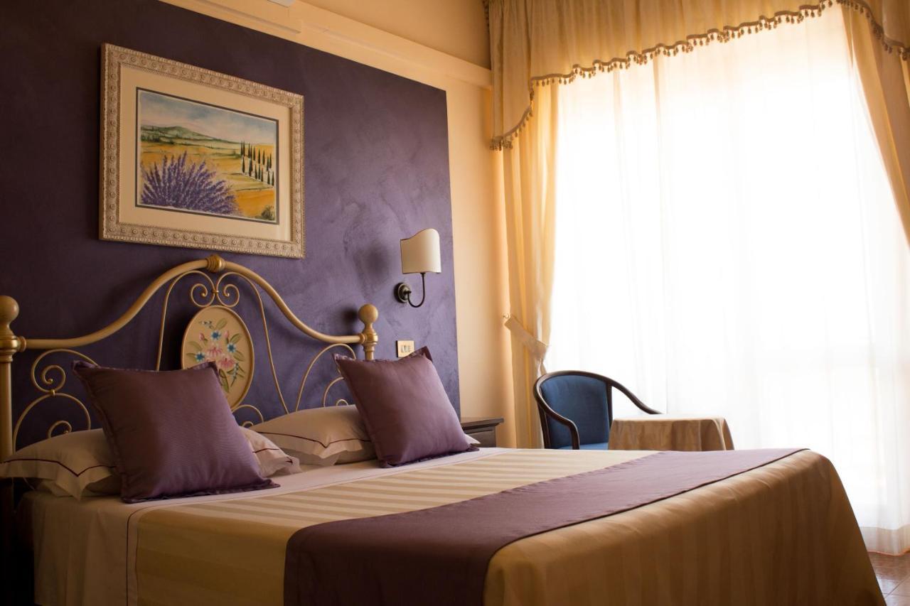 Hotel Ristorante Tre Stelle سانْتالبينو المظهر الخارجي الصورة